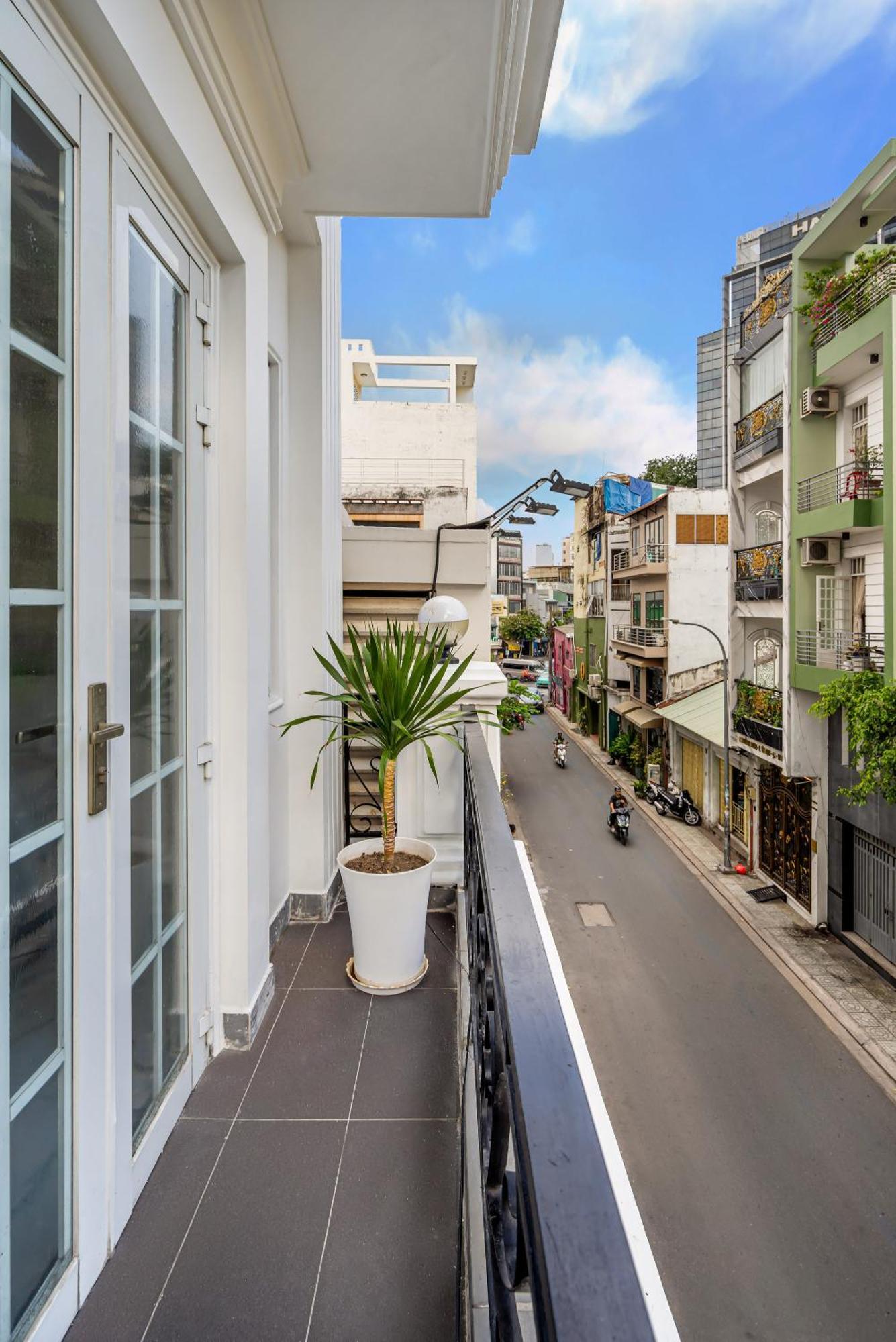 Lotus Hotel Nguyen Phi Khanh Q1 Ho Chi Minh City Exterior photo